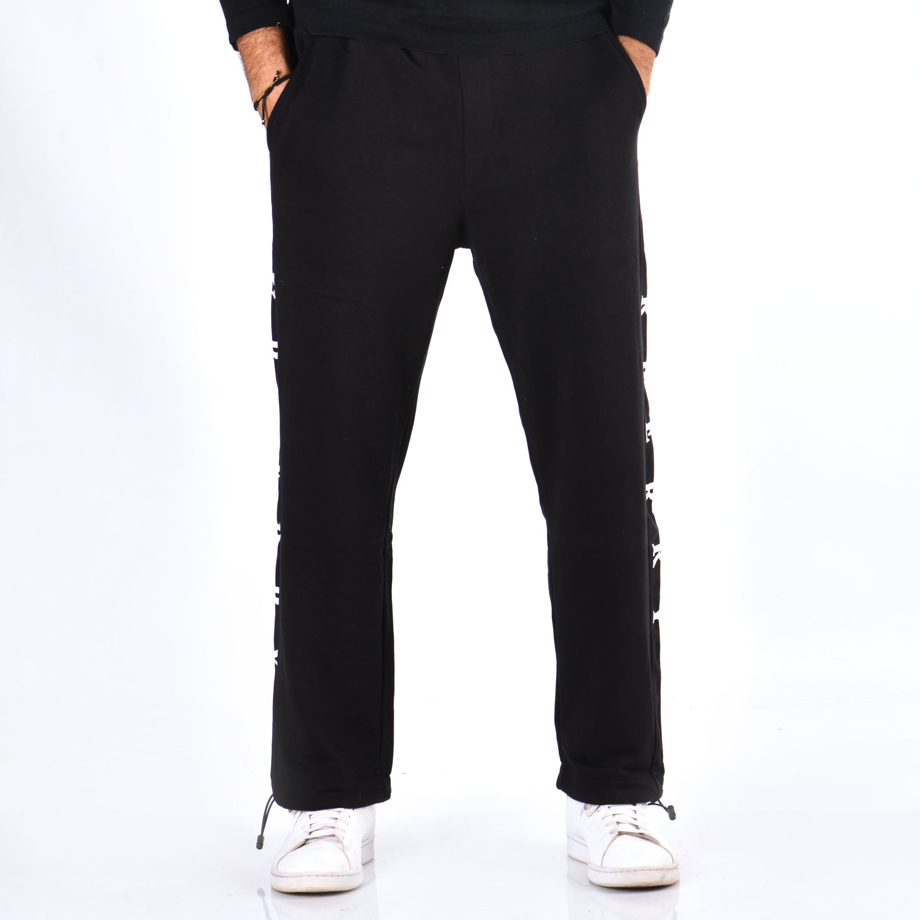 Men Cotton Relaxed Fit Pants Burberry (Black)