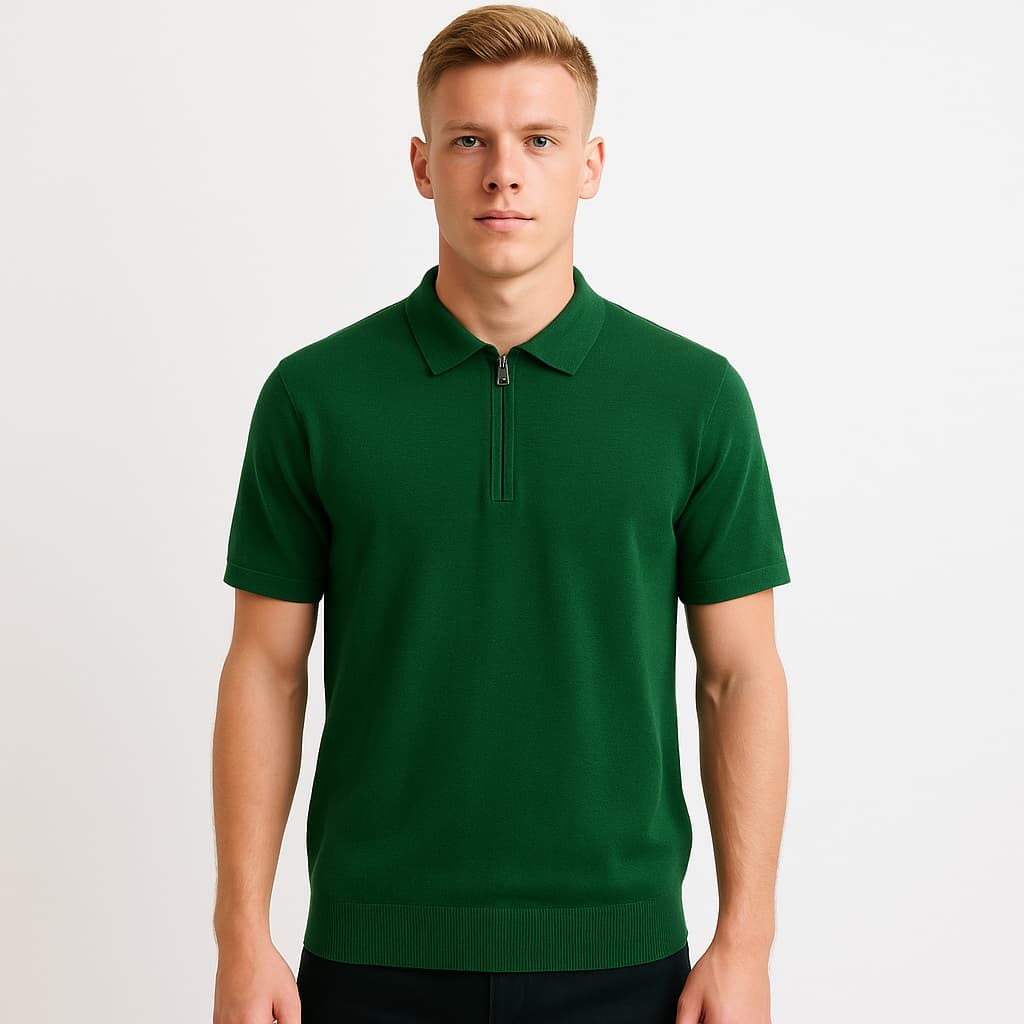 Men cotton polo shirt with a collar, made from a woven viscose blend. Front zip, short sleeves-