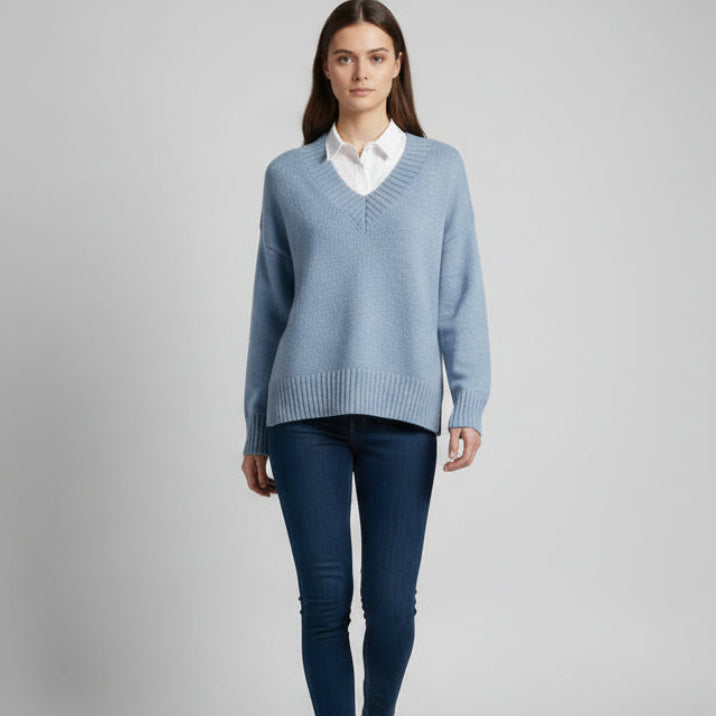 Women Over Size V-Neck Pullover (baby Blue)