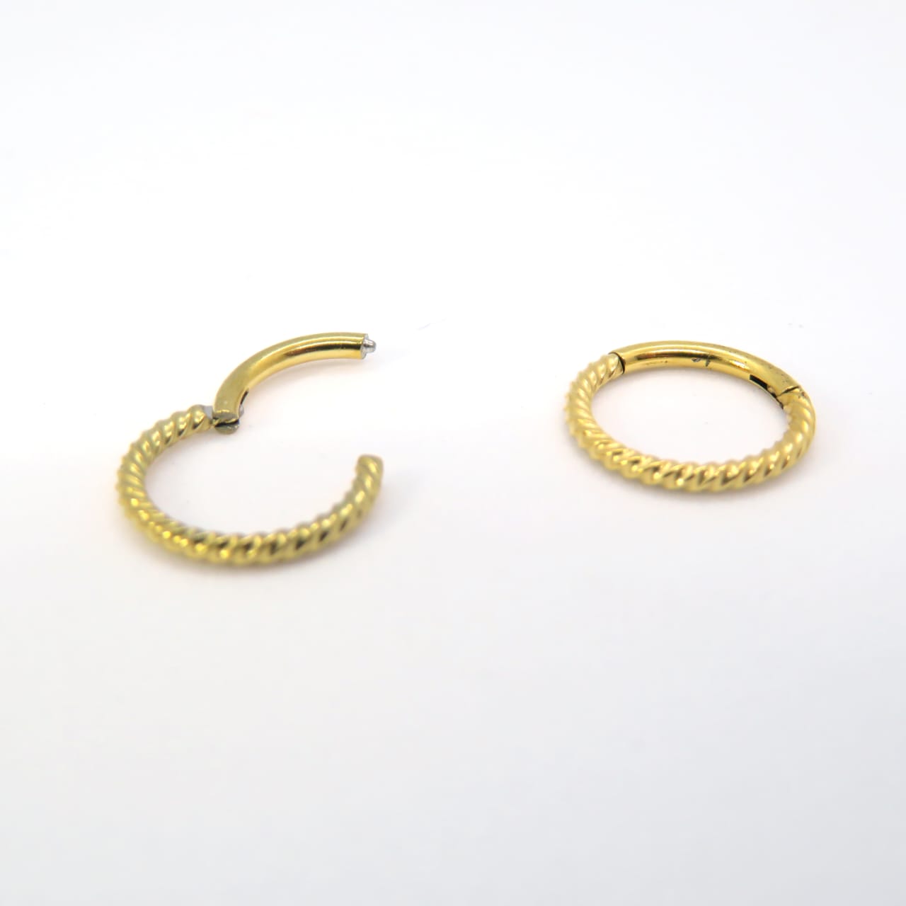 Waves twisted clicker ( Gold )
