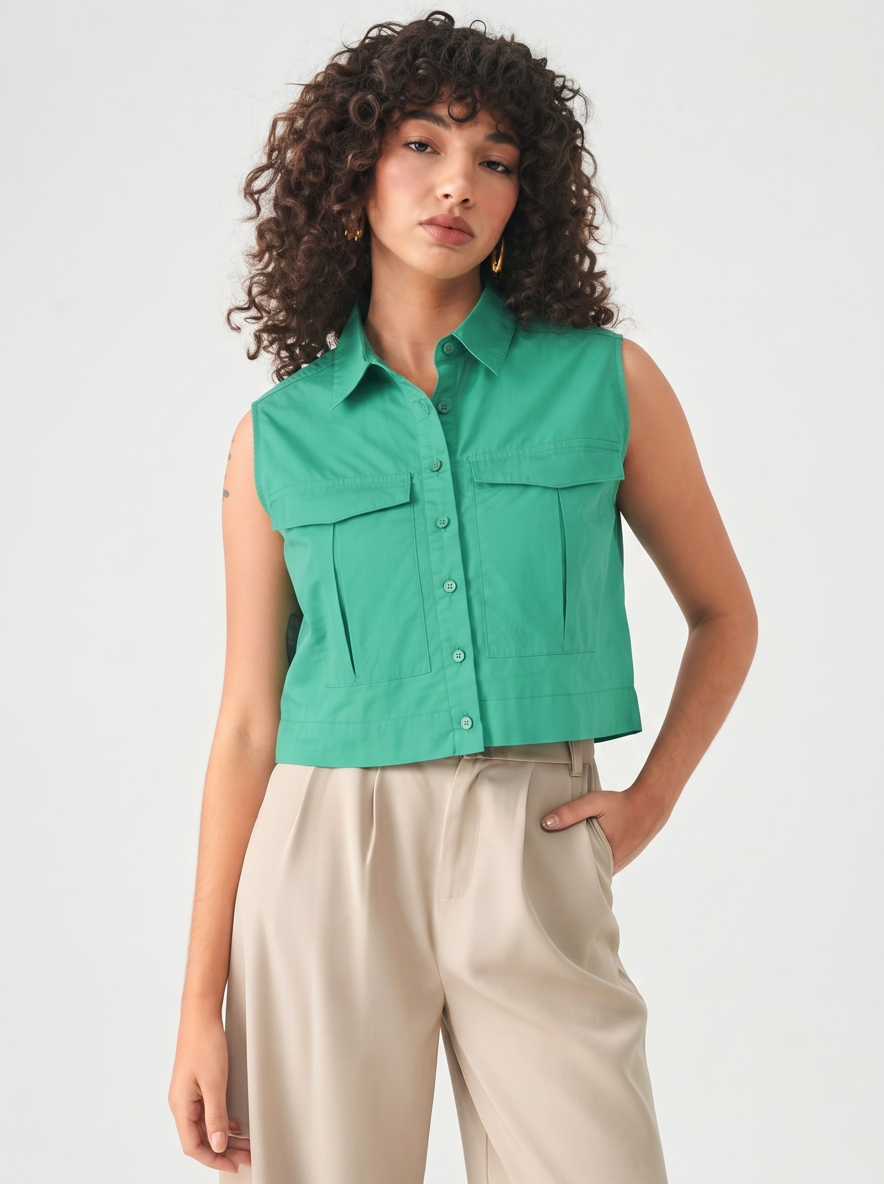 Women Sleeveless Crop Shirt